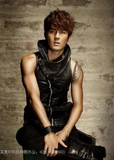 吳克群 壓力過大突發性失聰 柯尼卡美能達復印機助力抗壓 吳克群 壓力過大突發性失聰 柯尼卡美能達復印機助力抗壓