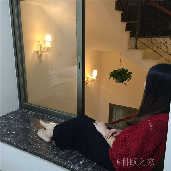 科頤之家臭美的姑娘們喜歡這個飄窗-科頤辦公 科頤之家臭美的姑娘們喜歡這個飄窗-科頤辦公