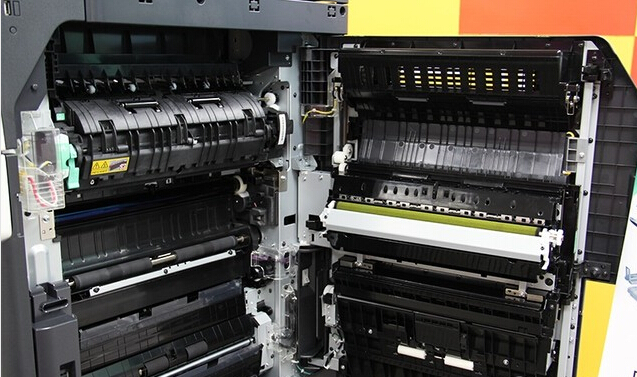 開放式的維護蓋板-科頤辦公